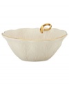 Fresh pick. The small Eternal Leaf bowl from Lenox captures the intricacies of flora in fine ivory porcelain with polished gold trim.