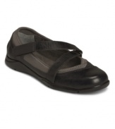 With adjustable crisscross straps on the vamp, Aerosoles' leather and fabric Provolone flats offer optimum comfort and support. They're a perfect fit for any casual, sporty look!