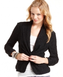 Go for all-out glam with Urban Hearts' lacy blazer. The fitted shape makes it a perfect match for cute camis and tanks!