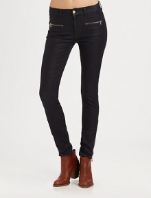 Crafted in one of the best-selling, high-shine washes, these unbelievably soft, zipper-trimmed skinnies will transition smoothly from work hours to after hours. THE FITMedium rise, about 9Inseam, about 29THE DETAILSZip flyFront besom pocketsZippered front slash pocketsBack patch pocketsZippered cuffs98% cotton/2% spandexMachine washMade in USA of imported fabricModel shown is 5'9 (175cm) wearing US size 0.