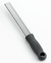 A good microplane zester is a crucial tool in any cook's collection. Equipped with a long blade of ultra-fine grates, it's the best way to spruce up any recipes with the zesty taste of citrus peel. Limited lifetime warranty. A good microplane zester is a crucial tool in any cook's collection. Equipped with a long blade of ultra-fine grates, it's the best way to spruce up any recipes with the zesty taste of citrus peel. Limited lifetime warranty.