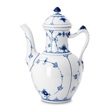Hand painted, the Blue Fluted Plain pattern is a part of Denmark's cultural heritage. To connoisseurs all over the world, it's synonymous with Danish porcelain. Blue Fluted Plain is Royal Copenhagen's number one service - in more ways than one. It was the first service to be made at the Royal Copenhagen Porcelain Manufactory when it first started in 1775. Blue fluted Plain Plain has been manufactured continuously for more than two centuries and remains the factory's most sought after service. Hand painted, the Blue Fluted Plain pattern is a part of Denmark's cultural heritage. To connoisseurs all over the world, it's synonymous with Danish porcelain. Blue Fluted Plain is Royal Copenhagen's number one service - in more ways than one. It was the first service to be made at the Royal Copenhagen Porcelain Manufactory when it first started in 1775. Blue fluted Plain Plain has been manufactured continuously for more than two centuries and remains the factory's most sought after service.