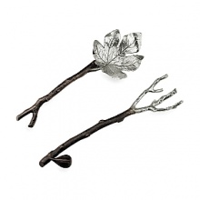 For Michael Aram, the image of figs invokes the world of Northern California and its spectacular wine country. The Fig Leaf Collection celebrates the art of elegant outdoor entertaining. The collection mixes acacia wood in warm, golden tones with oxidized bronze. For Michael Aram, the image of figs invokes the world of Northern California and its spectacular wine country. The Fig Leaf Collection celebrates the art of elegant outdoor entertaining. The collection mixes acacia wood in warm, golden tones with oxidized bronze.