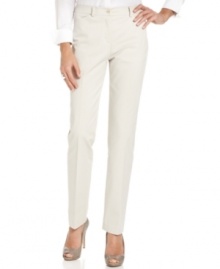 All the makings of a classic pant in soft stretch cotton for a flattering fit from Jones New York Signature.