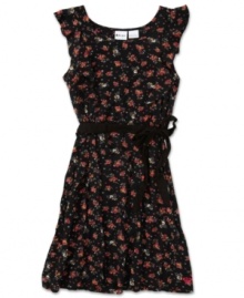 She'll love plucking this sweet Roxy dress out of her closet, over and over again. She'll love plucking this sweet Roxy dress out of her closet, over and over again.