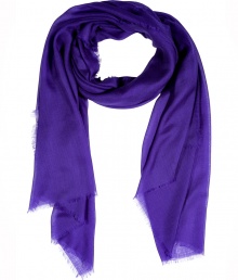 With a lighter weight cashmere and contemporary fringed edges, Jil Sanders petunia scarf is a luxe way to polish your look - Allover fringed edges - Wear over a leather jacket, button-down and tailored ankle trousers With a lighter weight cashmere and contemporary fringed edges, Jil Sanders petunia scarf is a luxe way to polish your look - Allover fringed edges - Wear over a leather jacket, button-down and tailored ankle trousers