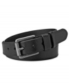 This rugged leather Fitz belt from Fossil is perfect for every day. A antique nickel buckle and light contrast stitching add character to this must-have piece.