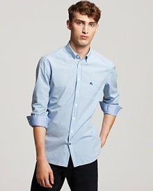 A modern slim fit and classic gingham band together, resulting in this timeless Burberry Fred shirt that effortlessly represents the brand's classic-meets-cool aesthetic. A modern slim fit and classic gingham band together, resulting in this timeless Burberry Fred shirt that effortlessly represents the brand's classic-meets-cool aesthetic.