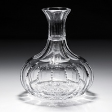 The Inez design is very stylish with small cuts on the sides of the sweeping shapes. The flower vases and the small comport have scalloped edges, making these pieces simple yet dramatic. The Inez design is very stylish with small cuts on the sides of the sweeping shapes. The flower vases and the small comport have scalloped edges, making these pieces simple yet dramatic.