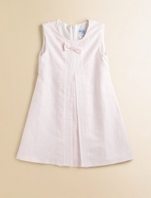 Airy and lovely linen is adorned with a pretty bow and embellished with front lace detail.Jewel necklineSleeveless with scalloped detailingBack zipperA-line silhouette56% linen/44% cottonMachine wash coldImported Please note: Number of buttons may vary depending on size ordered. Airy and lovely linen is adorned with a pretty bow and embellished with front lace detail.Jewel necklineSleeveless with scalloped detailingBack zipperA-line silhouette56% linen/44% cottonMachine wash coldImported Please note: Number of buttons may vary depending on size ordered.