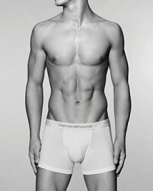 Classic fit boxer brief in a soft, combed cotton. Signature logo with embossed eagle on waistband. Two-ply, closed contour pouch with shape-enhancing fit and support. Classic fit boxer brief in a soft, combed cotton. Signature logo with embossed eagle on waistband. Two-ply, closed contour pouch with shape-enhancing fit and support.