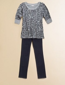 Soft and simple, this every day top gets a modern update with on-trend leopard print.ScoopneckThree-quarter length sleevesPullover styleLeopard print detailHem with side slits50% polyester/38% cotton/12% rayonMachine washImported Soft and simple, this every day top gets a modern update with on-trend leopard print.ScoopneckThree-quarter length sleevesPullover styleLeopard print detailHem with side slits50% polyester/38% cotton/12% rayonMachine washImported