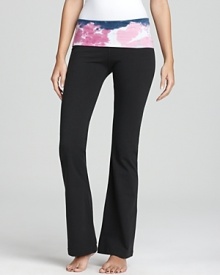 These yoga-ready Hard Tail pants keep it groovy with a vibrant tie-dye waistband.