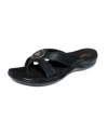 All straps lead a pretty metal medallion. Bare Traps' Kelly flat sandals are cute and comfy with a hint of hardware.