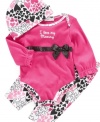 An abundance of love is allover this 3 piece delightful bodysuit, hat, and pant set by First Impressions.