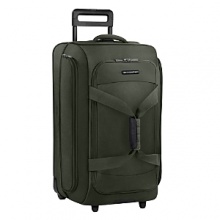 Separate clothing and gear with the 2-in-1 design of Briggs & Riley rolling duffle with its dual compartment. Side panels fold down for easy storage in small spaces. Tuff-lite fabric is strong, lightweight and abrasion resistant. Outsider® handle for wrinkle-free-flat packing. Separate clothing and gear with the 2-in-1 design of Briggs & Riley rolling duffle with its dual compartment. Side panels fold down for easy storage in small spaces. Tuff-lite fabric is strong, lightweight and abrasion resistant. Outsider® handle for wrinkle-free-flat packing.