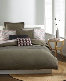 The Garment Wash duvet cover lends itself to any style, adding the right dark tone to give your space visual appeal. Pair with Ikat Dot sheeting, decorative pillows and other Bar III accessories for a bit of contrast. The Garment Wash duvet cover lends itself to any style, adding the right dark tone to give your space visual appeal. Pair with Ikat Dot sheeting, decorative pillows and other Bar III accessories for a bit of contrast.