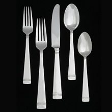 Designed to coordinate with the Vera Wang With Love Fine China, With Love Flatware Collection, communicates its quality and sophistication with a significant weight and dimension. Detailed and balanced this flatware is perfect for both a traditional or modern setting. High quality 18/10 stainless steel flatware. Designed to coordinate with the Vera Wang With Love Fine China, With Love Flatware Collection, communicates its quality and sophistication with a significant weight and dimension. Detailed and balanced this flatware is perfect for both a traditional or modern setting. High quality 18/10 stainless steel flatware.