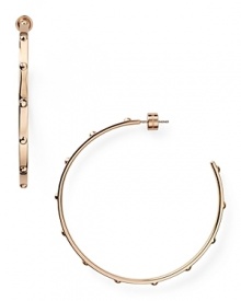 Strong but simple. This pair of rose gold plated hoop earrings from MICHAEL Michael Kors are the perfect earrings for everyday - wear them as as shapely showpiece.