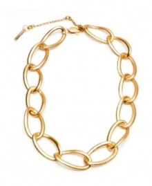 Add depth to a simple sweater with these chunky links from Kenneth Cole New York. Necklace crafted from gold-plated mixed metal. Approximate length: 16 inches + 2-inch extender.