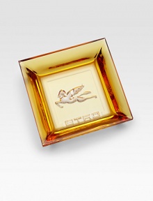 This small, squared crystal pocket tray is engraved with the signature Etro Pegasus logo in the centre.Crystal4.7 squareHand washMade in Italy This small, squared crystal pocket tray is engraved with the signature Etro Pegasus logo in the centre.Crystal4.7 squareHand washMade in Italy