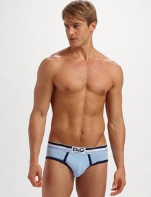 A slightly higher leg in smooth, stretchy cotton that offers generous support and a perfect fit. Logo waistband 95% cotton/5% elastane Machine wash Imported A slightly higher leg in smooth, stretchy cotton that offers generous support and a perfect fit. Logo waistband 95% cotton/5% elastane Machine wash Imported