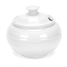 Sophie Conran for Portmeirion glassware is an innovative range of tableware, designed by cook and food writer, Sophie Conran. The range of products have a sense of duality as they are hard-wearing, yet delicate aesthetically. The Sophie Conran for Portmeirion line was created to make life look good and taste better. Available in white, sage, and forget me not blue. Sophie Conran for Portmeirion glassware is an innovative range of tableware, designed by cook and food writer, Sophie Conran. The range of products have a sense of duality as they are hard-wearing, yet delicate aesthetically. The Sophie Conran for Portmeirion line was created to make life look good and taste better. Available in white, sage, and forget me not blue.
