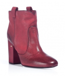 Luxurious booties made of fine red leather - Trendy vintage look - Feminine interpreted Western look with a rounded toe, block heel and two straps - The shaft is ankle high and pleasantly wide - Super comfortable, classy and crazy casual - Pairs with virtually everything, from a bohemian flower dress to sexy skinny jeans