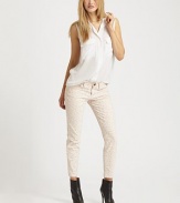Slim and sophisticated in figure-hugging stretch denim, updated in a muted leopard print.THE FITSlim fitRise, about 8Inseam, about 27½THE DETAILSZip flyFive-pocket style98% cotton/2% elastaneHand washMade in USA of imported fabricModel shown is 5'11 (180cm) wearing US size 4.