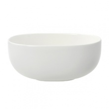 Villeroy & Boch's Urban Nature oval vegetable bowl brings a dynamic new dimension to your table setting. The elegant bone-white porcelain pieces assume fluid, organic shapes for an effect that is both architectural and aerodynamic. Simple yet casually chic, Urban Nature is sure to take your next occasion to unexpected new levels. Villeroy & Boch's Urban Nature oval vegetable bowl brings a dynamic new dimension to your table setting. The elegant bone-white porcelain pieces assume fluid, organic shapes for an effect that is both architectural and aerodynamic. Simple yet casually chic, Urban Nature is sure to take your next occasion to unexpected new levels.