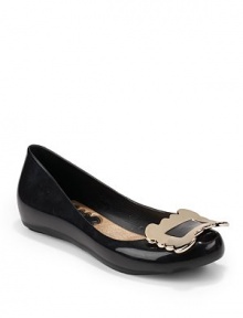 THE LOOKA collaboration with Vivienne WestwoodMelflex plastic upperGolden buckle on topCutout detail at round toeConcealed wedge, ¾ (20mm)THE MATERIALMelflex plastic upperMelflex lining and soleORIGINMade in BrazilOUR FIT MODEL RECOMMENDS ordering true whole size; ½ sizes should order the next whole size down. 