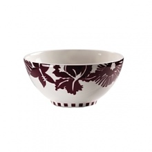 An intensive and bright dark red color that stands out on the pure white of the porcelain is the main feature of the refined fantasy of flowers and fruits that represent the décor of the Claret dinnerware collection. An intensive and bright dark red color that stands out on the pure white of the porcelain is the main feature of the refined fantasy of flowers and fruits that represent the décor of the Claret dinnerware collection.