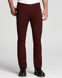 With a commitment to craft, Theory offers a handsome pant with a tailored slim fit that matches your modern wardrobe. With a commitment to craft, Theory offers a handsome pant with a tailored slim fit that matches your modern wardrobe.