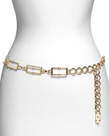 Define your waist with MICHAEL Michael Kors' chain link belt. Wear this golden touch to cinch an oversized knit, or style it as a necklace to give everyday looks a flash of the label's glamour.