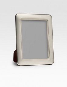 A picture-perfect tabletop design from Barcelona's famed silversmiths, crafted with heirloom detail and rounded corners in gleaming sterling silver. Made in SpainDIMENSION INFORMATION4 X 6 (5 X 7 overall)5 X 7 (7 X 9 overall)8 X 10 (10 X 12 overall) A picture-perfect tabletop design from Barcelona's famed silversmiths, crafted with heirloom detail and rounded corners in gleaming sterling silver. Made in SpainDIMENSION INFORMATION4 X 6 (5 X 7 overall)5 X 7 (7 X 9 overall)8 X 10 (10 X 12 overall)