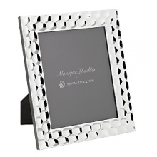 Atelier Metal Frames feature the elegant thumbprint design that brings modern texture to a classic design. This design will appeal to both feminine and masculine tastes making this the perfect collection for gifts or self-purchase. Atelier Metal Frames feature the elegant thumbprint design that brings modern texture to a classic design. This design will appeal to both feminine and masculine tastes making this the perfect collection for gifts or self-purchase.