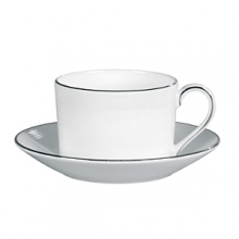 A subtle yet classic collection for formal dining in white fine bone china with platinum-toned accents. A subtle yet classic collection for formal dining in white fine bone china with platinum-toned accents.
