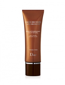 All of the sun's benefits and none of its dangers, in a satiny, golden gel that mimics a natural tan. Bronze Perfect pH complex allows this long-lasting tinted emulsion to gradually deepen the complexion for natural, luminous results. Apply evenly on cleansed, dry skin. Re-apply after three hours for more intense color. Use two to three times weekly to maintain results. 1.7 oz. All of the sun's benefits and none of its dangers, in a satiny, golden gel that mimics a natural tan. Bronze Perfect pH complex allows this long-lasting tinted emulsion to gradually deepen the complexion for natural, luminous results. Apply evenly on cleansed, dry skin. Re-apply after three hours for more intense color. Use two to three times weekly to maintain results. 1.7 oz.