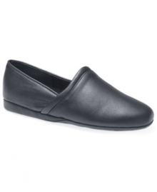 This pair of men's house shoes is lined for comfort. These smooth leather slippers for men make a great addition to your around-the-house lineup.