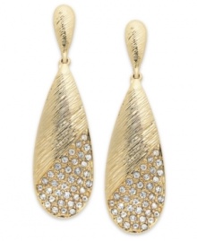 Get the drop on hot fashion with these teardrop earrings from Alfani. The antiqued design sparkles with glass stone accents. Crafted in gold tone mixed metal. Approximate drop: 2-1/2 inches.