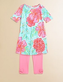 As pretty as a party dress, as comfy as her favorite tee, in a splashy print of oversized flowers on subtly slubbed cotton knit.Boat necklineElbow-length sleevesPullover stylingSlightly flared shapeCottonMachine washImported As pretty as a party dress, as comfy as her favorite tee, in a splashy print of oversized flowers on subtly slubbed cotton knit.Boat necklineElbow-length sleevesPullover stylingSlightly flared shapeCottonMachine washImported
