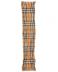 A super lightweight scarf that's astonishingly soft in a blend of Italian silk and linen, featuring Burberry's iconic check pattern for an exciting accent. A super lightweight scarf that's astonishingly soft in a blend of Italian silk and linen, featuring Burberry's iconic check pattern for an exciting accent.