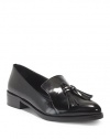 THE LOOKSleek patent leather upperPoint toeLeather tassels on topPadded insole1¼ heel (30mm)THE MATERIALPatent leather upperMan-made lining and soleORIGINImported