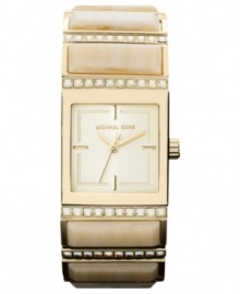 A linked design flaunts sparkle and soothing tones on this Erin collection watch from Michael Kors. A linked design flaunts sparkle and soothing tones on this Erin collection watch from Michael Kors.