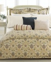 Lauren by Ralph Lauren's Marrakesh Rug duvet cover features a Moroccan-inspired print in warm earthy colors for a luxuriously elegant appeal. Finished with a smooth sateen and a 1 1/2 tailored edge cord. Top back button closure.