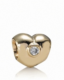 PANDORA's classic 14K gold heart charm is enhanced with a sparkling white diamond center.