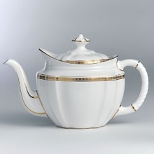 A simple gold pattern of tiny diamonds set in a finely drawn gold border gives an elegantly modern appearance. From morning coffee to a full dinner to a full dinner setting setting Carlton Gold is ideal for today's dining styles. A simple gold pattern of tiny diamonds set in a finely drawn gold border gives an elegantly modern appearance. From morning coffee to a full dinner to a full dinner setting setting Carlton Gold is ideal for today's dining styles.