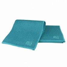 MÜkitchen® waffle-weave microfiber dish cloths provide an entirely new tactile experience. MÜwaffle® is woven from high-tech microfilament fabric that absorbs more and dries faster. Great for cleaning and polishing most surfaces wet or dry. Finished with a hanging loop. MÜkitchen® waffle-weave microfiber dish cloths provide an entirely new tactile experience. MÜwaffle® is woven from high-tech microfilament fabric that absorbs more and dries faster. Great for cleaning and polishing most surfaces wet or dry. Finished with a hanging loop.