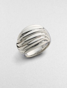 A high fluted dome of sterling silver is effortlessly chic.Sterling silver Imported