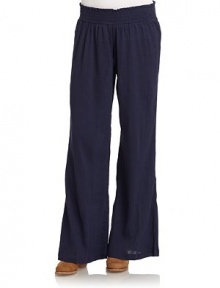 THE LOOKWide, smocked waistbandGentle pleatingWide leg silhouetteTHE FITRise, about 8Inseam, about 31THE MATERIALCottonCARE & ORIGINDry cleanImportedModel shown is 5'10 (177cm) wearing US size Small. THE LOOKWide, smocked waistbandGentle pleatingWide leg silhouetteTHE FITRise, about 8Inseam, about 31THE MATERIALCottonCARE & ORIGINDry cleanImportedModel shown is 5'10 (177cm) wearing US size Small.